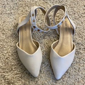 Home Shop IVORY Flats (Size 6.5 BRAND NEW!)